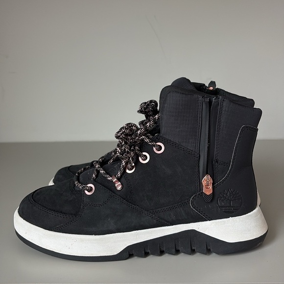 TIMBERLAND Supaway Sneaker Boot Woman's 7 - Picture 1 of 10